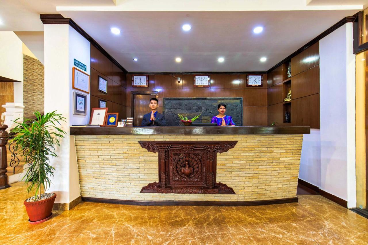 Da Yatra Courtyard Hotel Покхара Экстерьер фото